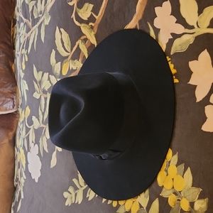 Black hat